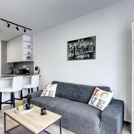 Star Stylish Flat In A Modern Neighborhood Pressburg